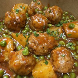 MANDONGUILLES AMB PÈSOLS